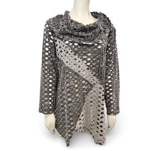 Yushi Womens Size XL Asymmetrical Cowl Neck Tunic Top Lagenlook Cut outs Gray